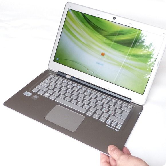 Acer Aspire S3 (5) Acer Aspire S3 (5)