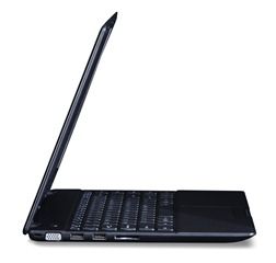 TERRA MOBILE Ultrabook 1450_seitlich linkspsd