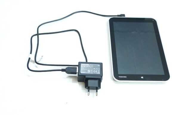 Toshiba Encore WT8 (3) Toshiba Encore WT8 (3)