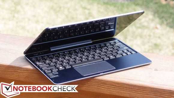 A T100 Chi review is available at Notebookcheck