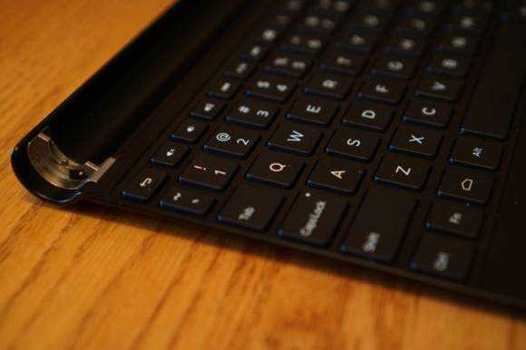 Dell Venue 10 7000 keyboard.