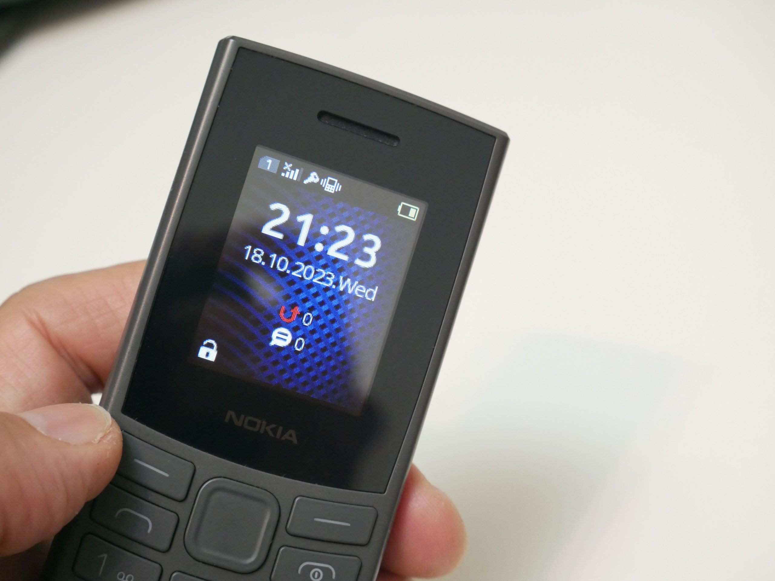 Nokia 105 4G 2023 traz nostalgia, preço baixo e jogo da cobrinha 
