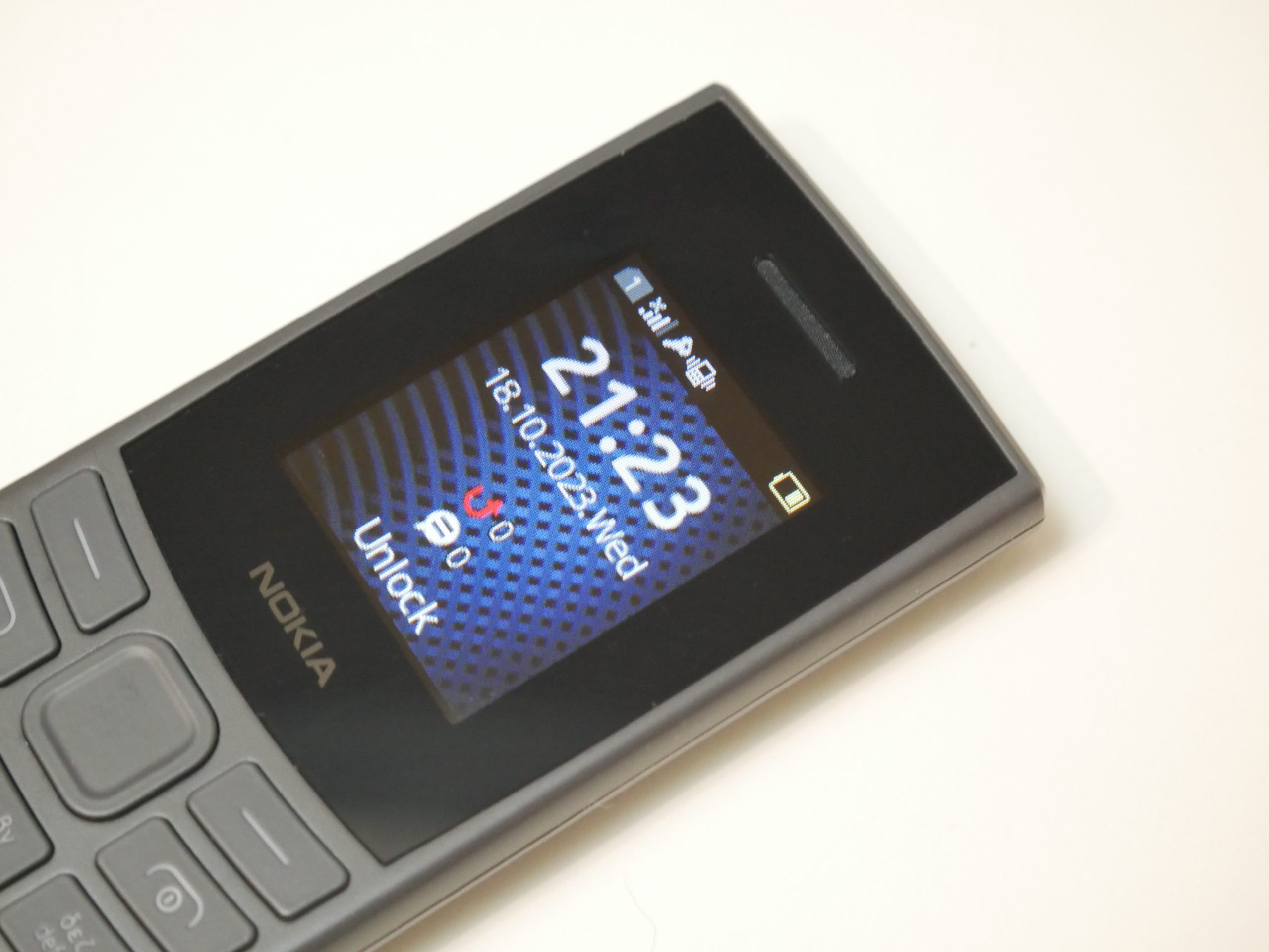 Nokia 105 4G 2023 Review – Browser, MP3, FM and more, in under 80 grams